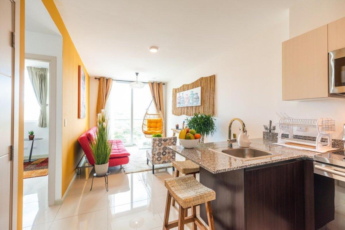Boho Chic, Apart- Condo Cerca De Sjo Intl Airport Эредия Экстерьер фото