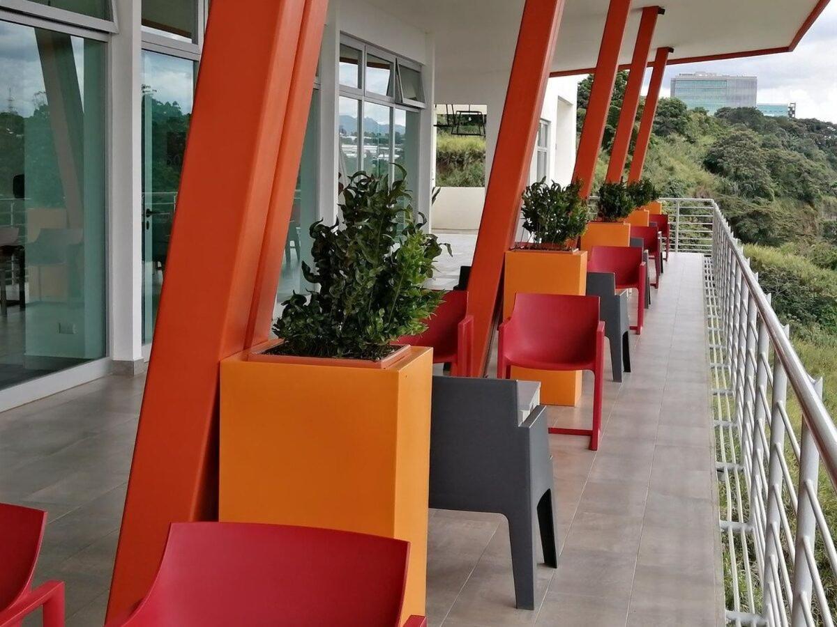 Boho Chic, Apart- Condo Cerca De Sjo Intl Airport Эредия Экстерьер фото